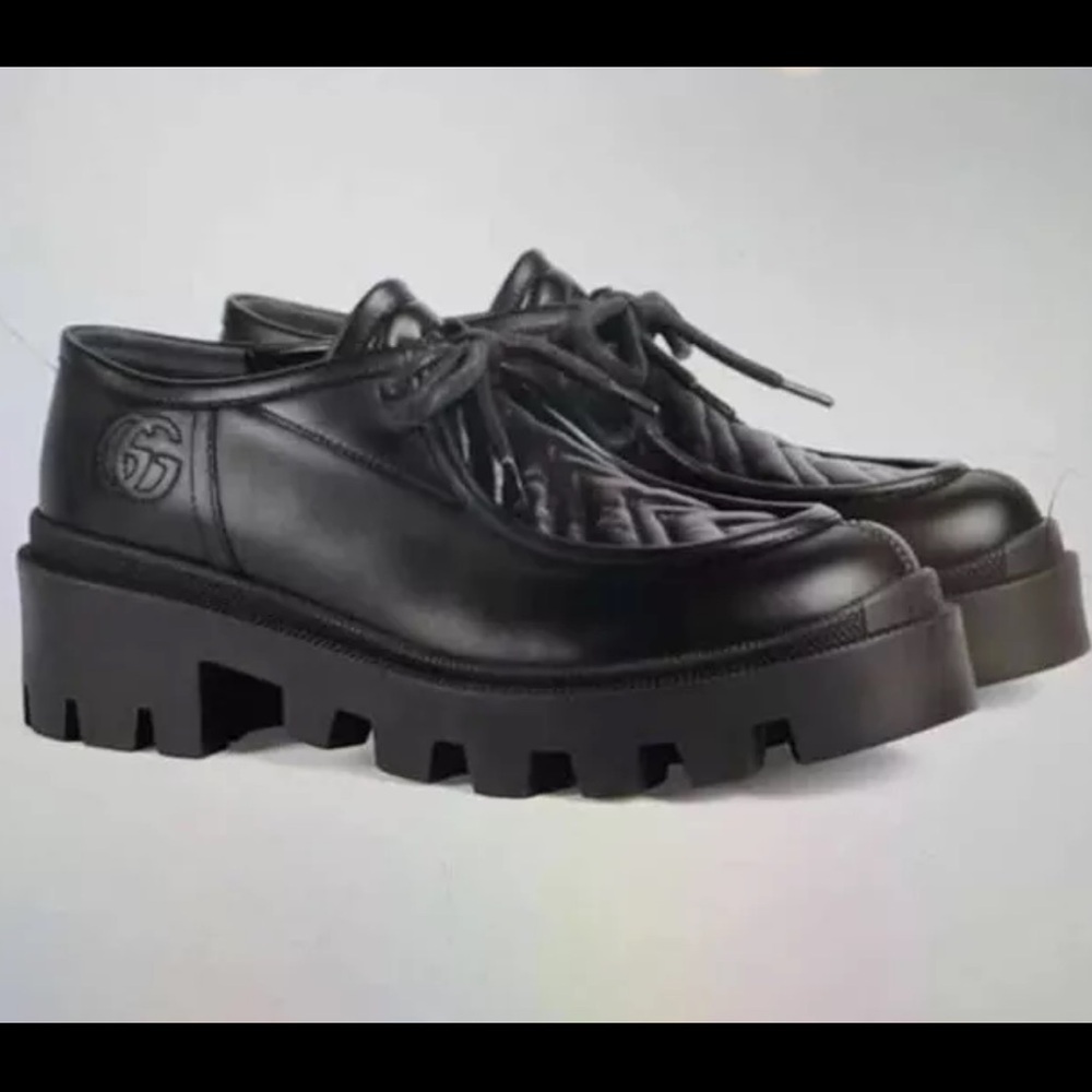 Gucci Black Chevron Matelasse Size 40